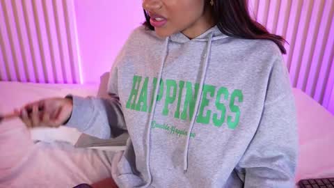 Snapshot of lila_cohen chatting on 02/03/26, 04:21 L I L A online show from 02/03/26, 04:21