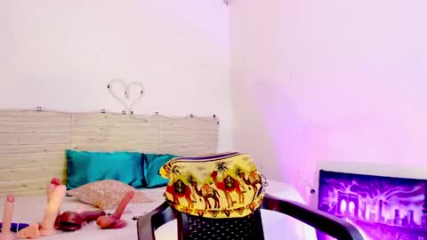 Lilah Sweet online show from 04/19/26, 06:21