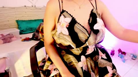 Snapshot of lilah_sweet chatting on 06/02/26, 12:07 Lilah Sweet online show from 06/02/26, 12:07