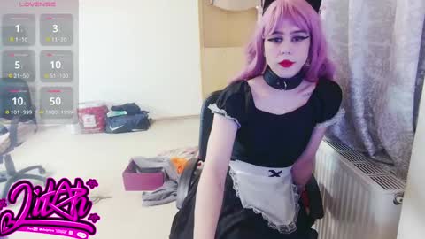 lilah_ts online show from 02/07/25, 07:49