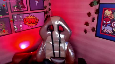 Lila online show from 04/27/26, 02:04