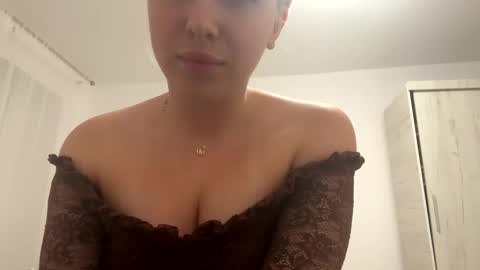 lilamilesaa online show from 10/09/25, 05:55