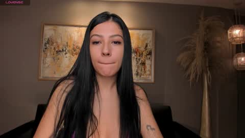 Lila West online show from 10/23/25, 11:20