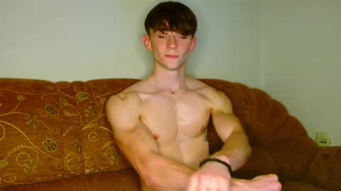 Snapshot of lilbearxxxx chatting on 11/12/25, 10:52 lilbearxxxx online show from 11/12/25, 10:52