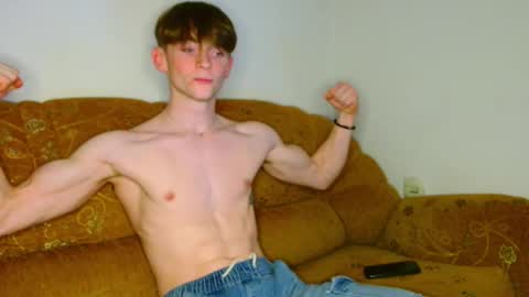 Snapshot of lilbearxxxx chatting on 11/14/25, 03:16 lilbearxxxx online show from 11/14/25, 03:16