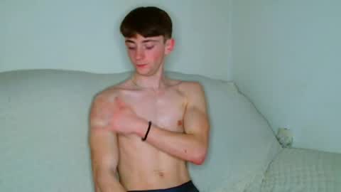 Snapshot of lilbearxxxx chatting on 02/14/26, 02:19 lilbearxxxx online show from 02/14/26, 02:19