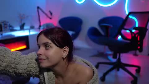 Rebecca online show from 02/12/26, 07:25