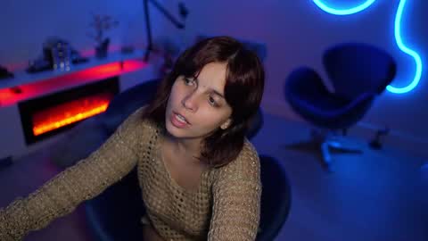 Snapshot of lilbeccaxo chatting on 05/14/26, 05:25 Rebecca online show from 05/14/26, 05:25