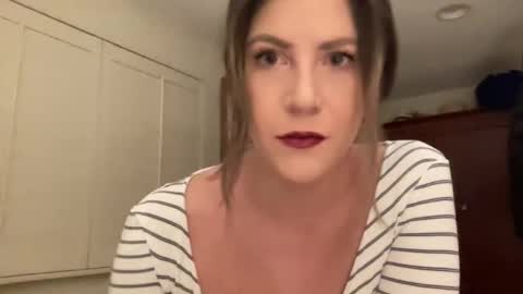 lilbi85_ online show from 12/02/24, 04:42