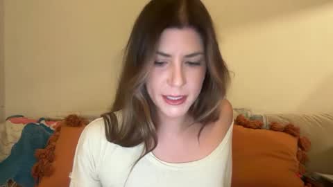 lilbi85_ online show from 10/13/25, 02:00