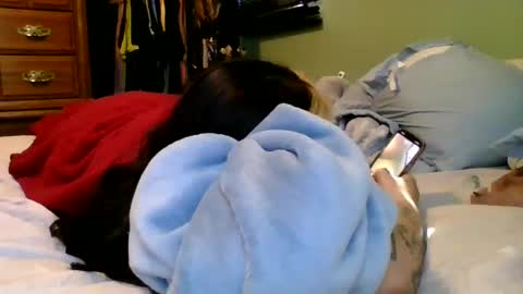 candy online show from 01/15/25, 07:12