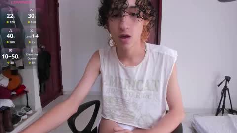 Daniel online show from 12/15/25, 01:26