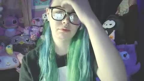 Snapshot of lilemmy1999 chatting on 02/20/25, 12:57 emily ryanson online show from 02/20/25, 12:57