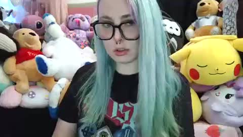 Snapshot of lilemmy1999 chatting on 03/10/25, 07:07 emily ryanson online show from 03/10/25, 07:07