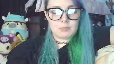 Snapshot of lilemmy1999 chatting on 09/17/25, 11:06 emily ryanson online show from 09/17/25, 11:06