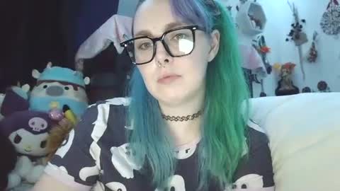 Snapshot of lilemmy1999 chatting on 09/18/25, 11:18 emily ryanson online show from 09/18/25, 11:18