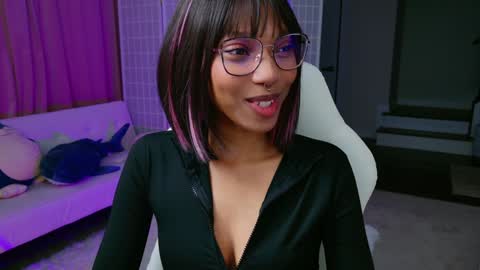 evie online show from 02/05/25, 02:51