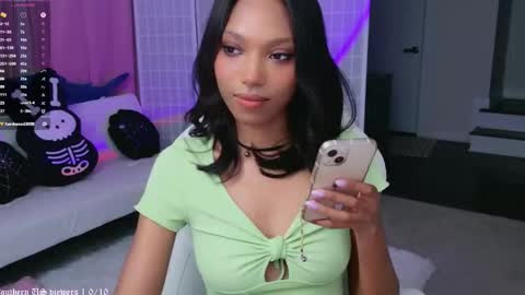 evie online show from 11/15/25, 02:42