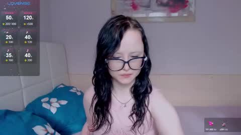 Nika and Lori online show from 01/28/25, 08:57