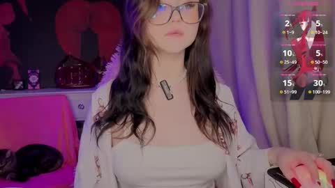 Nika and Lori online show from 10/08/25, 10:35