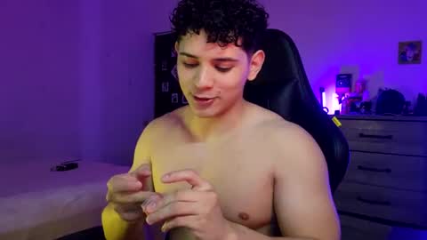 Snapshot of lilhotnando chatting on 06/17/26, 03:09 Fernando online show from 06/17/26, 03:09