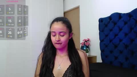 Lili online show from 11/02/25, 03:42