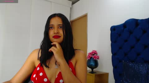 Snapshot of lili666_ chatting on 05/10/26, 03:33 Lili online show from 05/10/26, 03:33