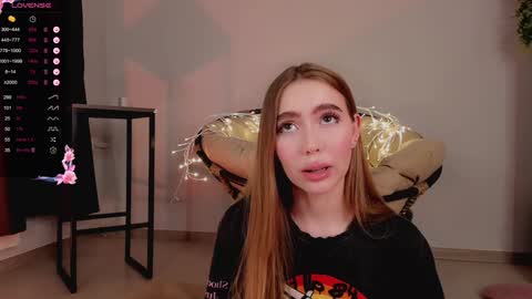 Snapshot of lili__roze_ chatting on 01/09/25, 03:26 lili__roze_ online show from 01/09/25, 03:26