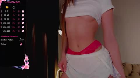 Snapshot of lili__roze_ chatting on 02/18/25, 09:42 lili__roze_ online show from 02/18/25, 09:42