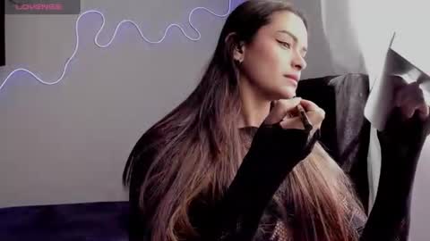 Snapshot of lili_evanss chatting on 06/20/26, 03:37 lili_evanss online show from 06/20/26, 03:37