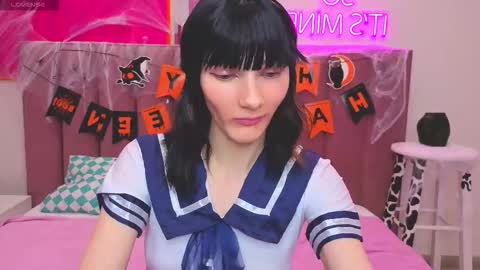 Lilli  follow me kiss online show from 10/23/25, 11:31