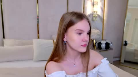 lili_lohan online show from 07/13/26, 05:10