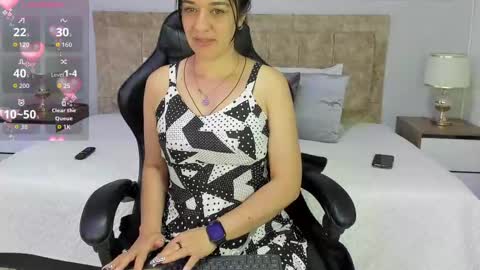 LILI MILF online show from 10/22/25, 11:43