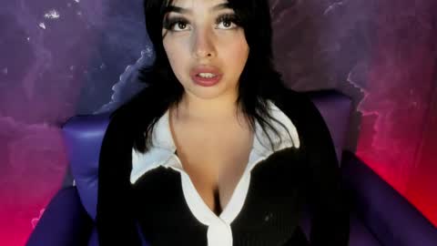 Lili  online show from 04/01/26, 07:11