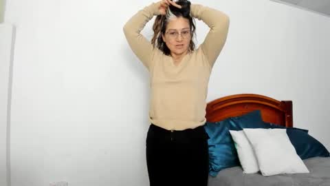Snapshot of lilia344965 chatting on 10/07/25, 11:13 liliamilf online show from 10/07/25, 11:13
