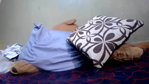 liliah online show from 04/09/26, 06:19