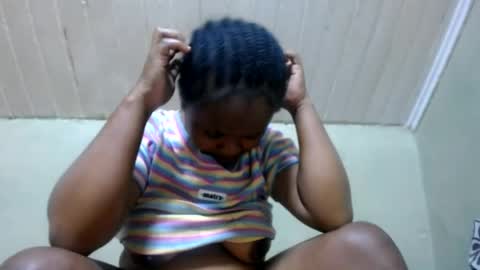 Snapshot of liliahsexie chatting on 06/13/26, 02:48 liliah online show from 06/13/26, 02:48
