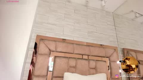 LILIAN  online show from 02/04/26, 06:47