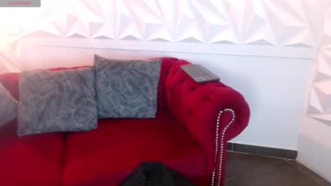 liliana online show from 03/18/26, 12:25