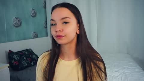 sunny Melissa online show from 11/30/25, 06:17