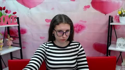 lilianashine online show from 04/06/26, 11:00