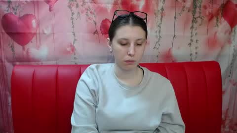lilianashine online show from 05/17/26, 05:16