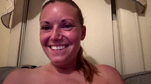 Snapshot of lilianaslilsecret chatting on 06/08/26, 06:47 LilianaX online show from 06/08/26, 06:47