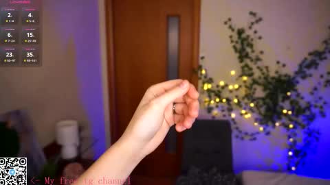 Lilian online show from 12/23/25, 08:23