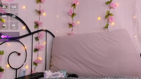 hi guys Im new here Im 18 years oldIve never had sex online show from 02/14/25, 06:08