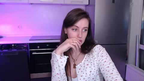 Lilu online show from 06/06/26, 12:05