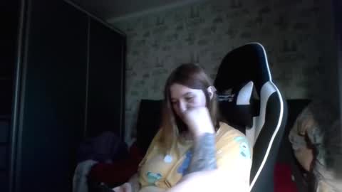 liliawoolf online show from 11/05/25, 01:22