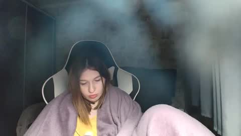 liliawoolf online show from 11/30/25, 05:33