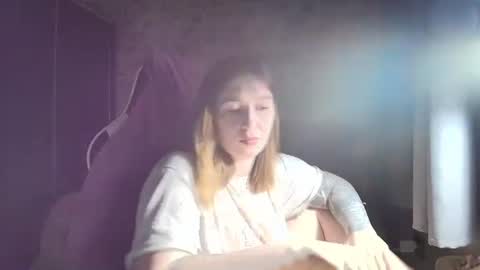 liliawoolf online show from 12/14/25, 03:17