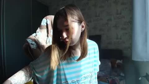 liliawoolf online show from 03/24/26, 06:40